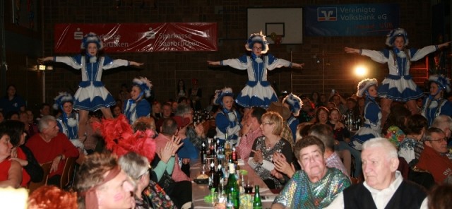 die Prinzengarde im Saal