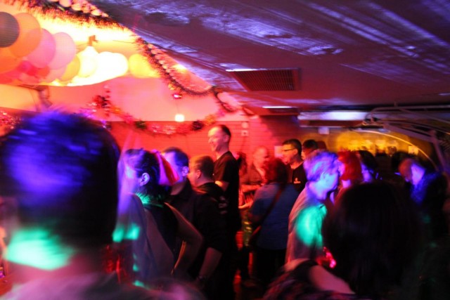 In der Sektbar - 14