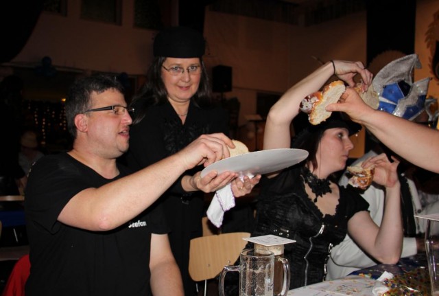 Be-nachtisch